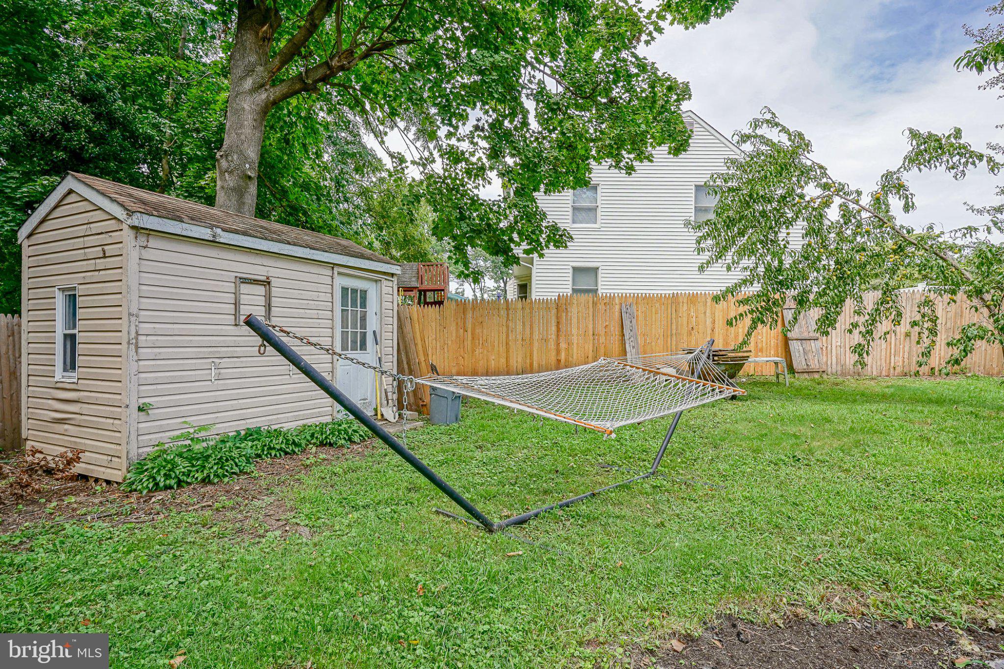 538 ALEXANDER AVENUE