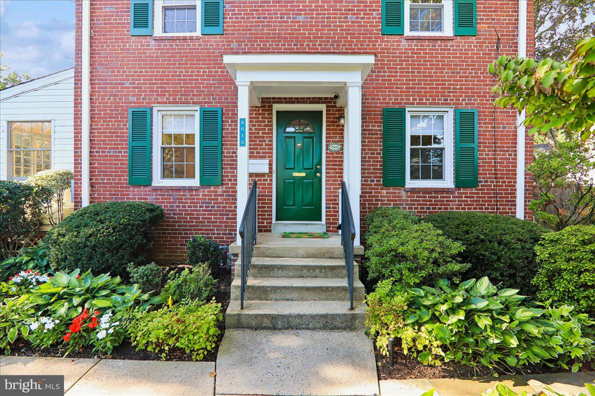 8616 LYNBROOK DRIVE