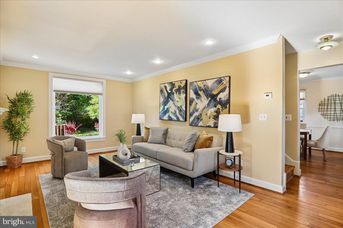 8616 LYNBROOK DRIVE