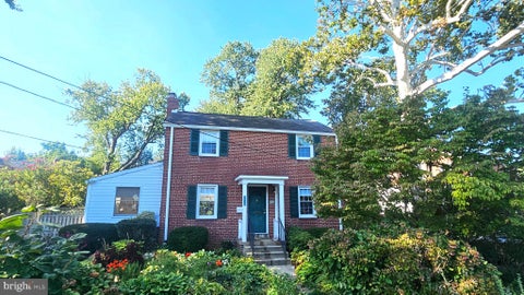 Homes For Sale - 8616 Lynbrook Drive<br/> Montgomery County, BETHESDA, MD 20814