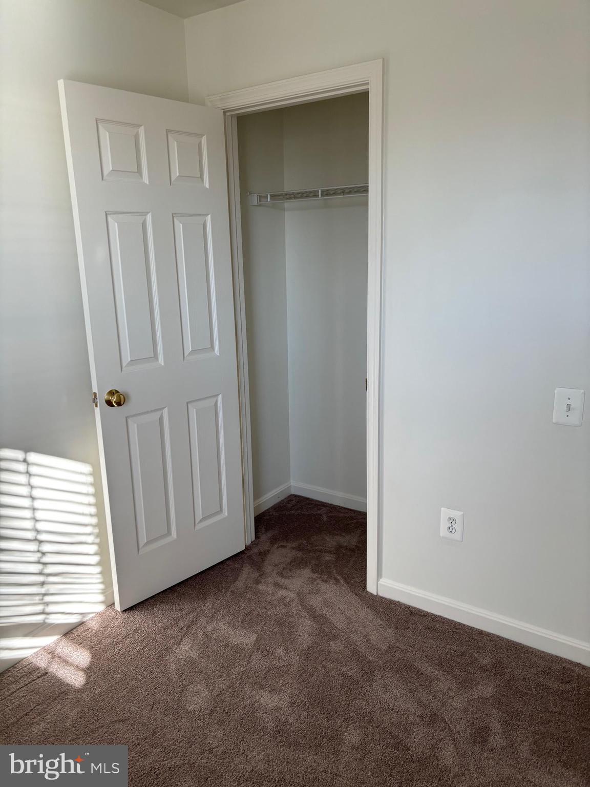 WHEATON  HILLS - Residential Lease