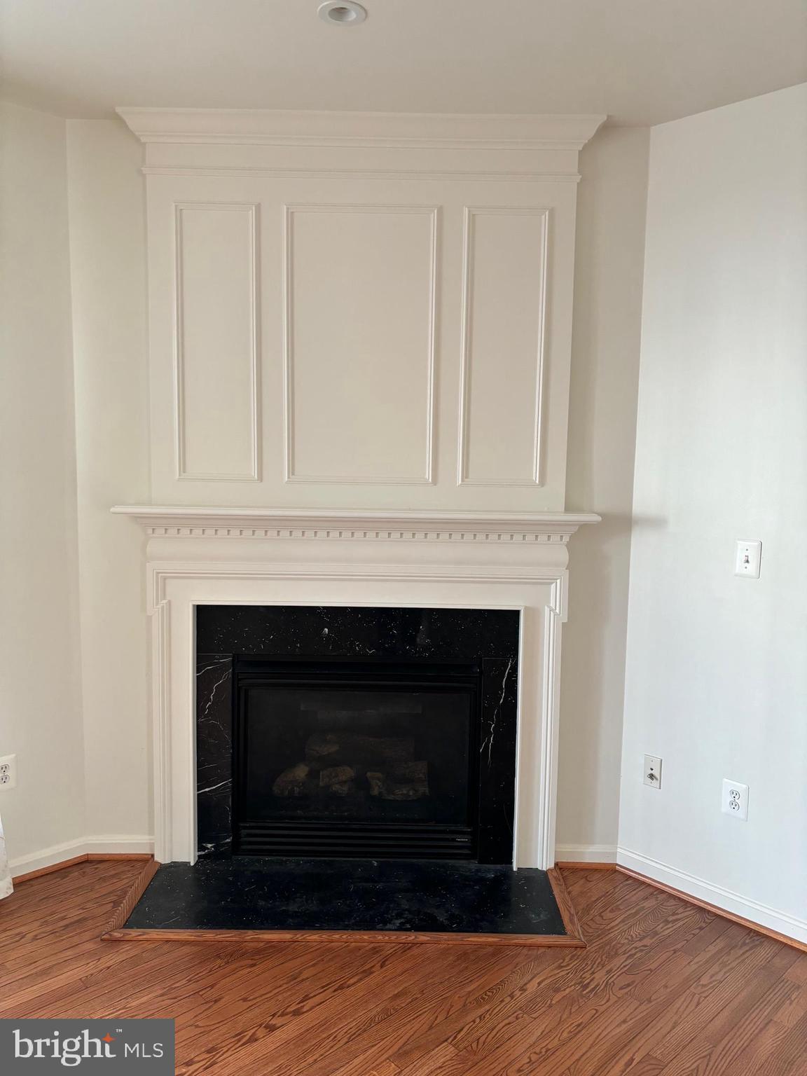 WHEATON  HILLS - Residential Lease