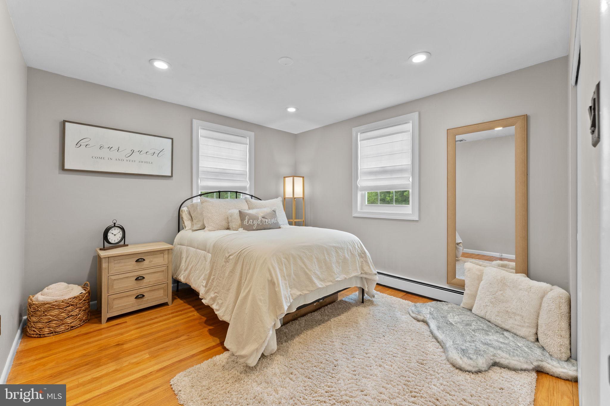 BELLE AIRE - Residential