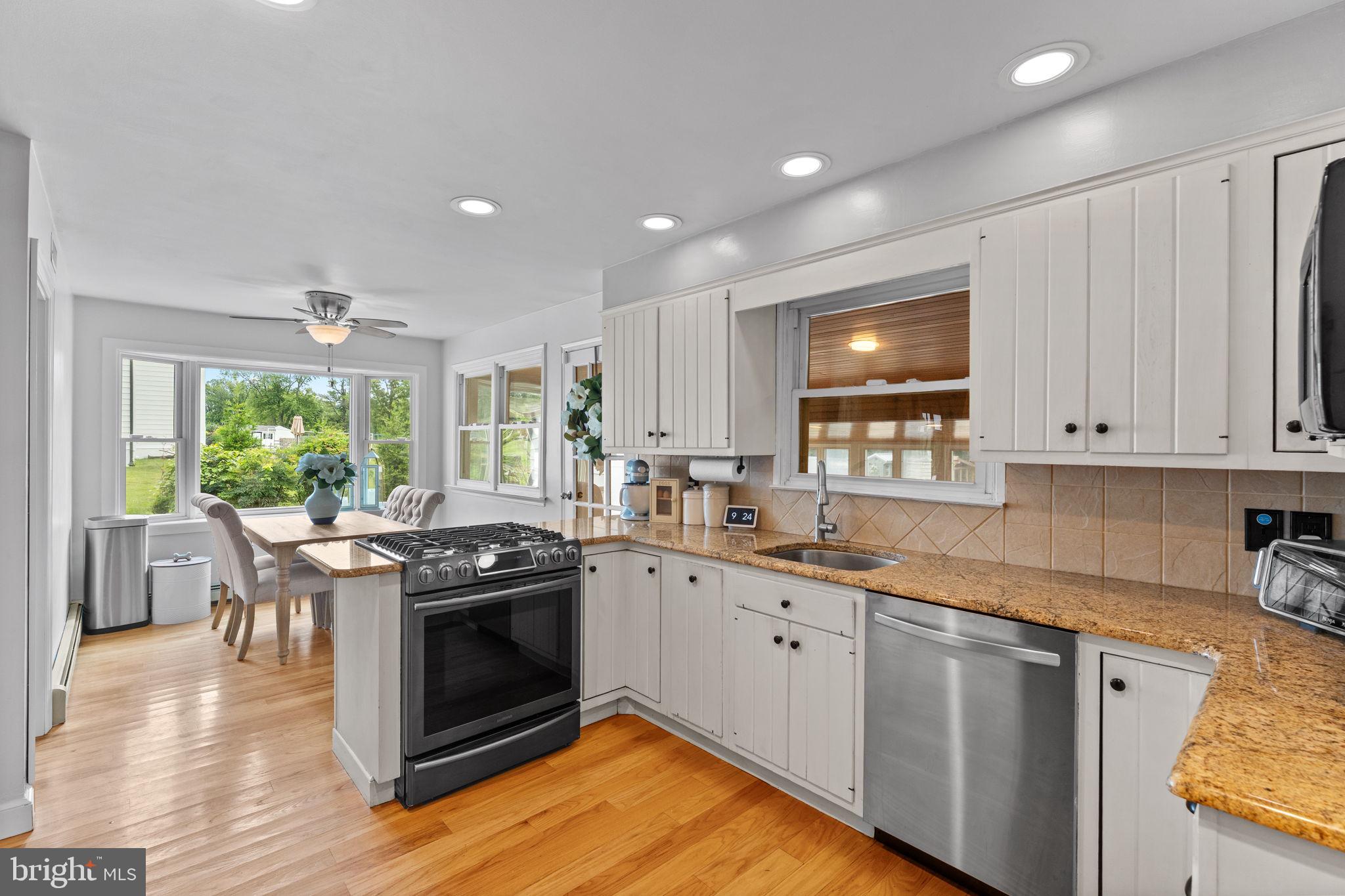 BELLE AIRE - Residential