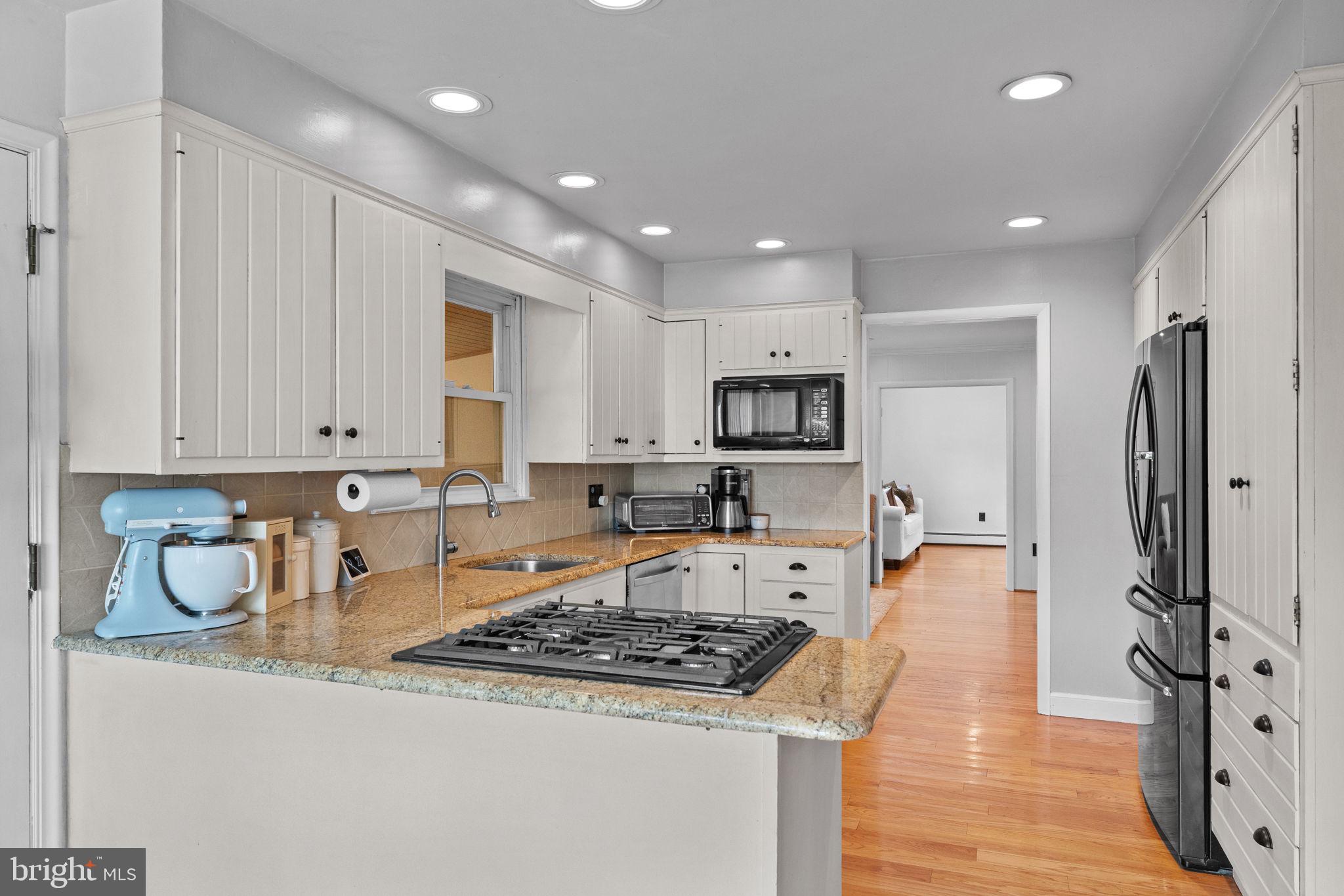 BELLE AIRE - Residential