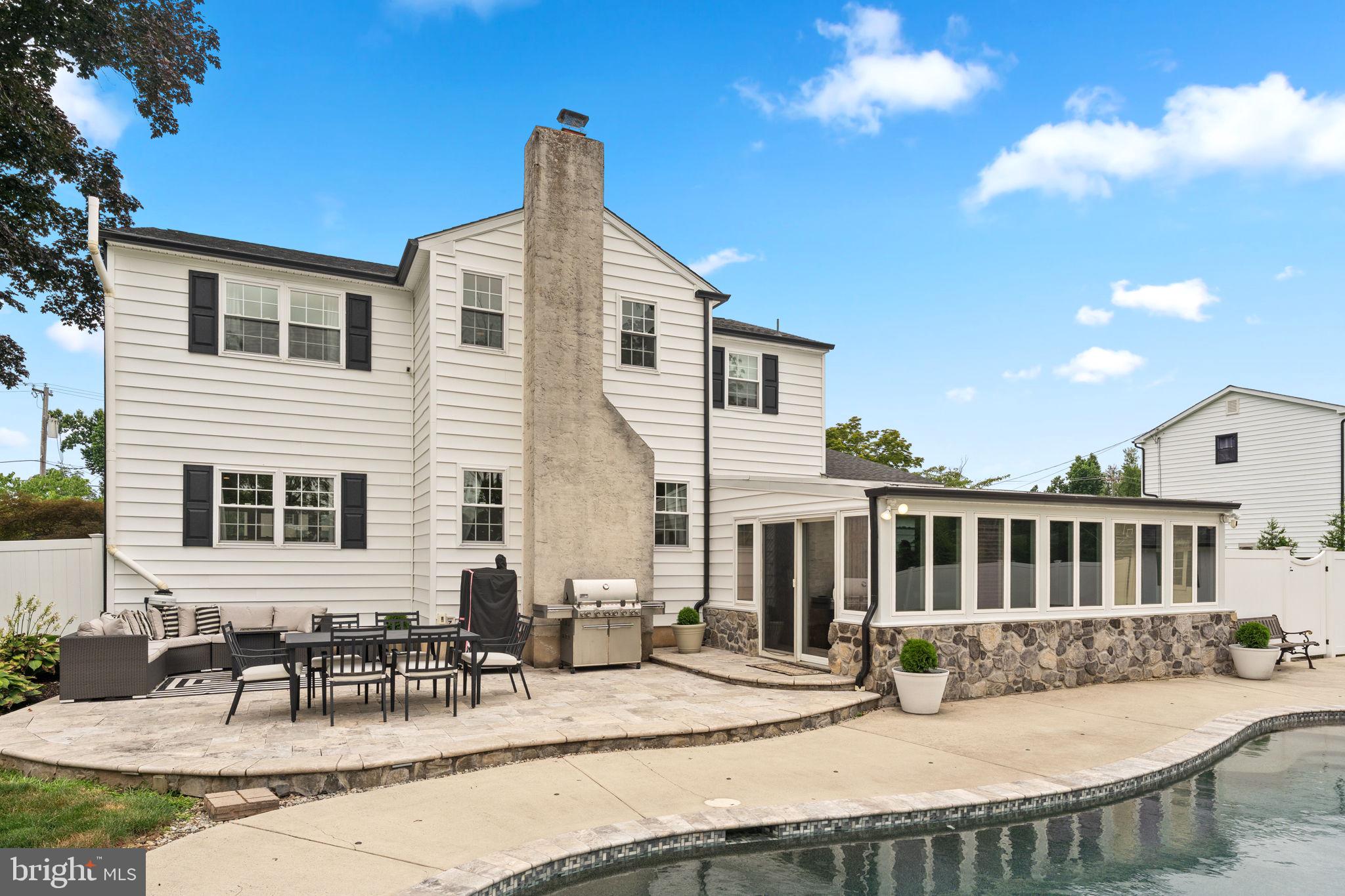 BELLE AIRE - Residential