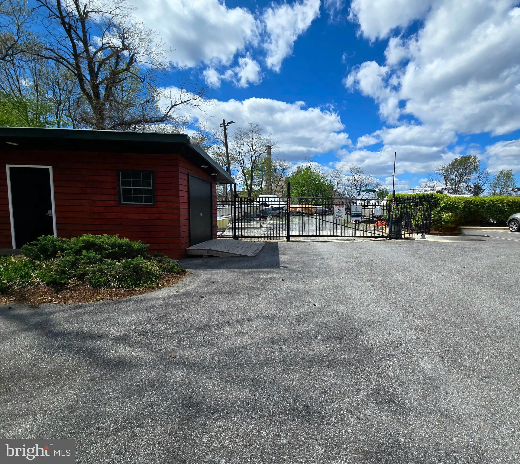 PASADENA - Residential