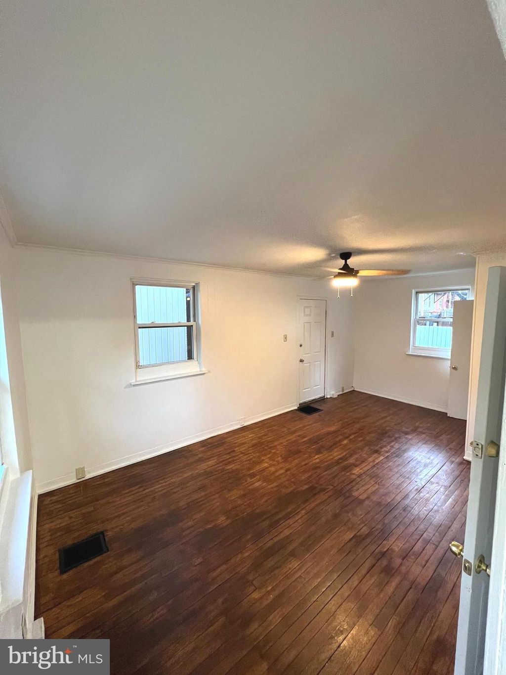 Photo of 346 E ROSS ST, LANCASTER, PA 17602 (MLS # PALA2040358)