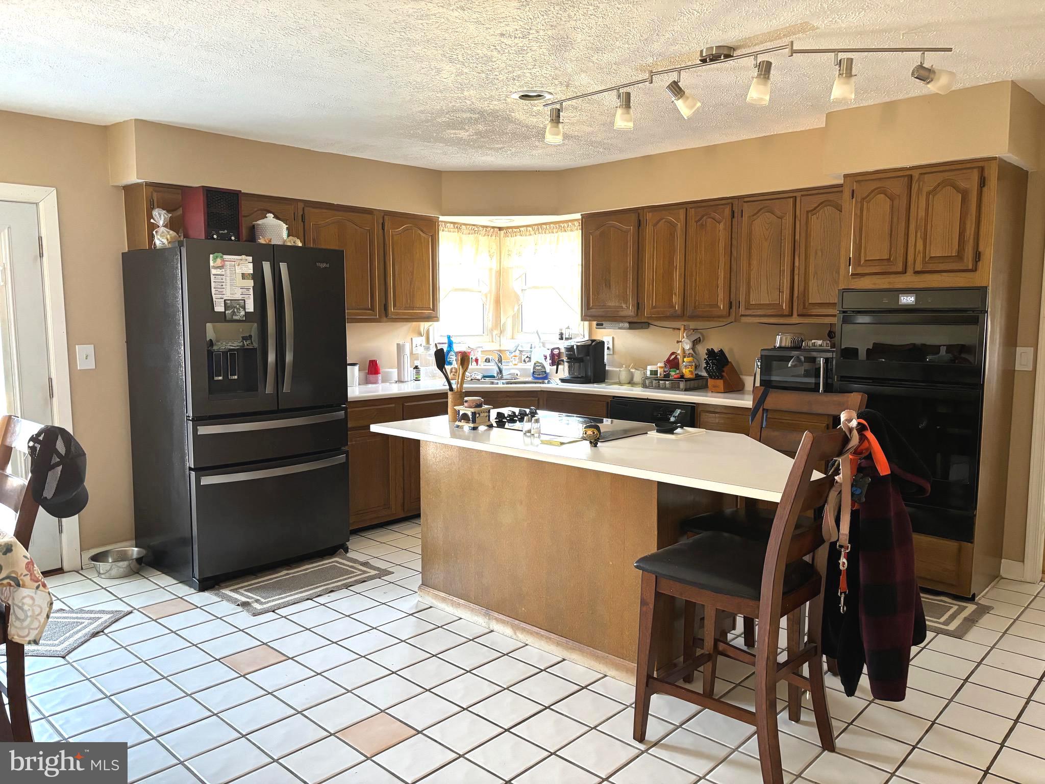 OAKLAND HEIGHTS - Residential