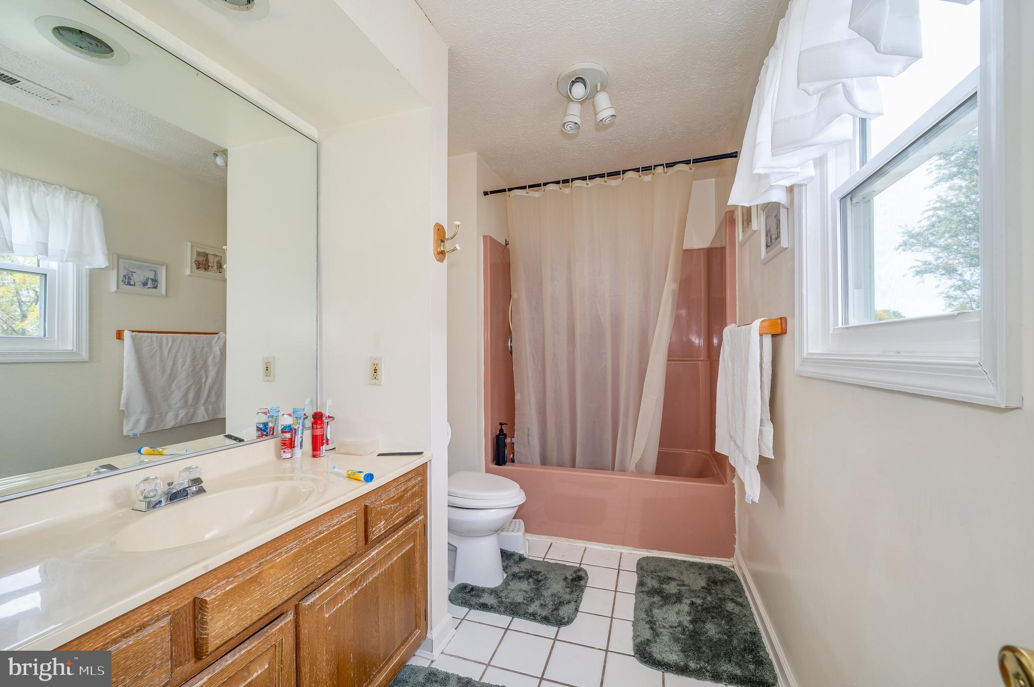 OAKLAND HEIGHTS - Residential