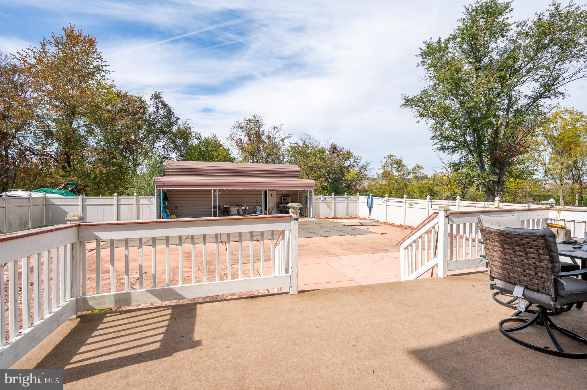 OAKLAND HEIGHTS - Residential