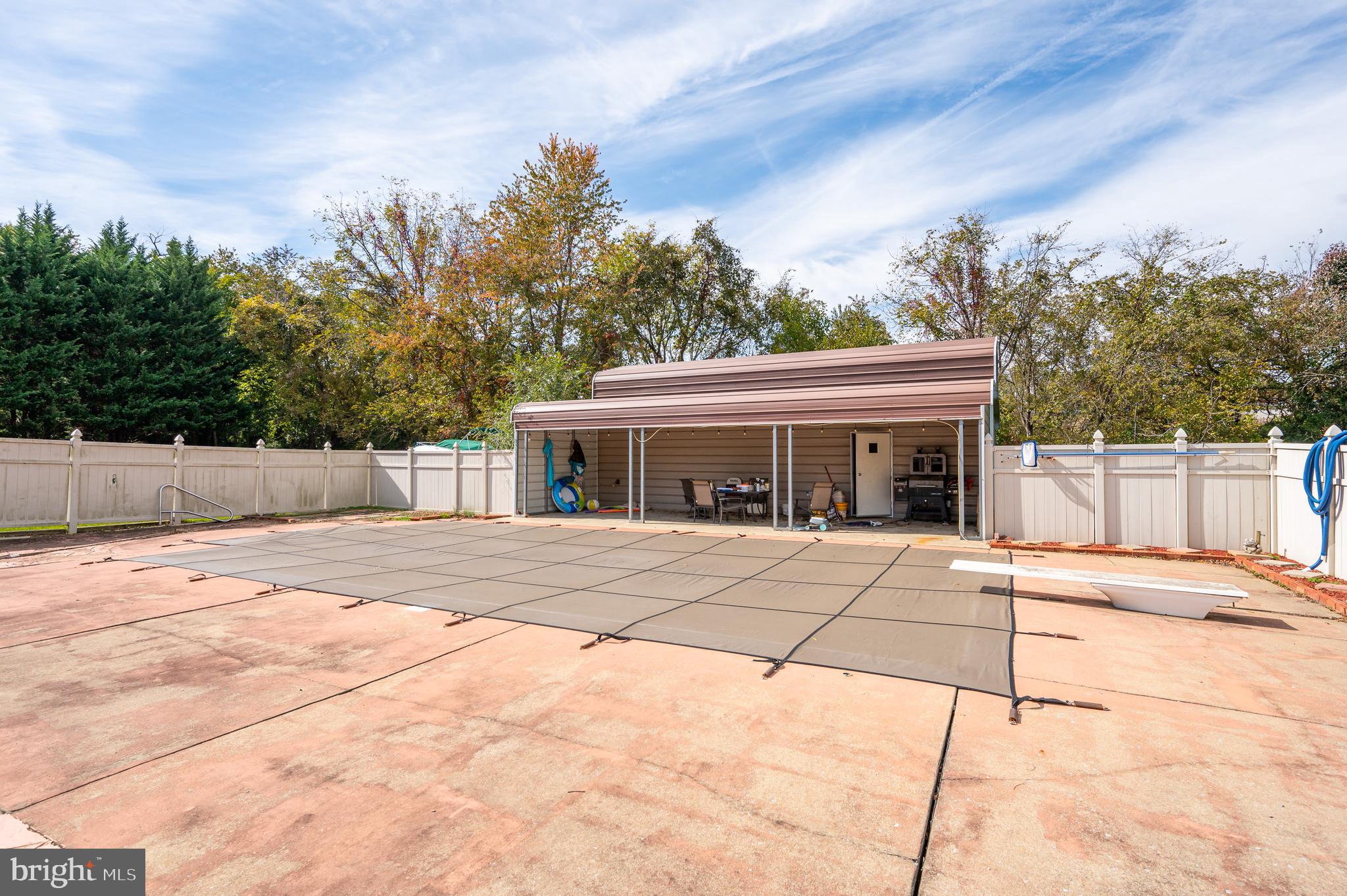 OAKLAND HEIGHTS - Residential