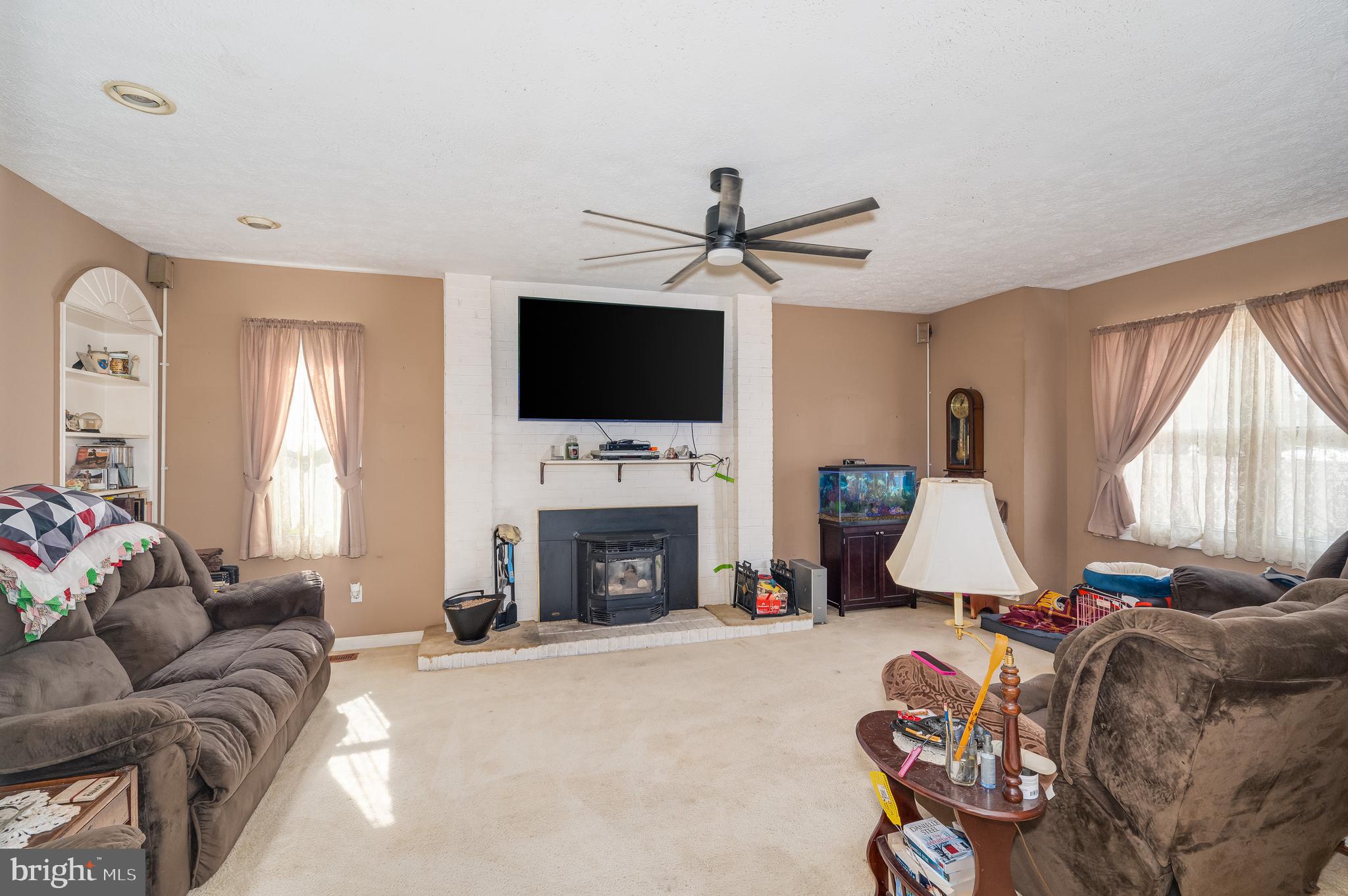 OAKLAND HEIGHTS - Residential