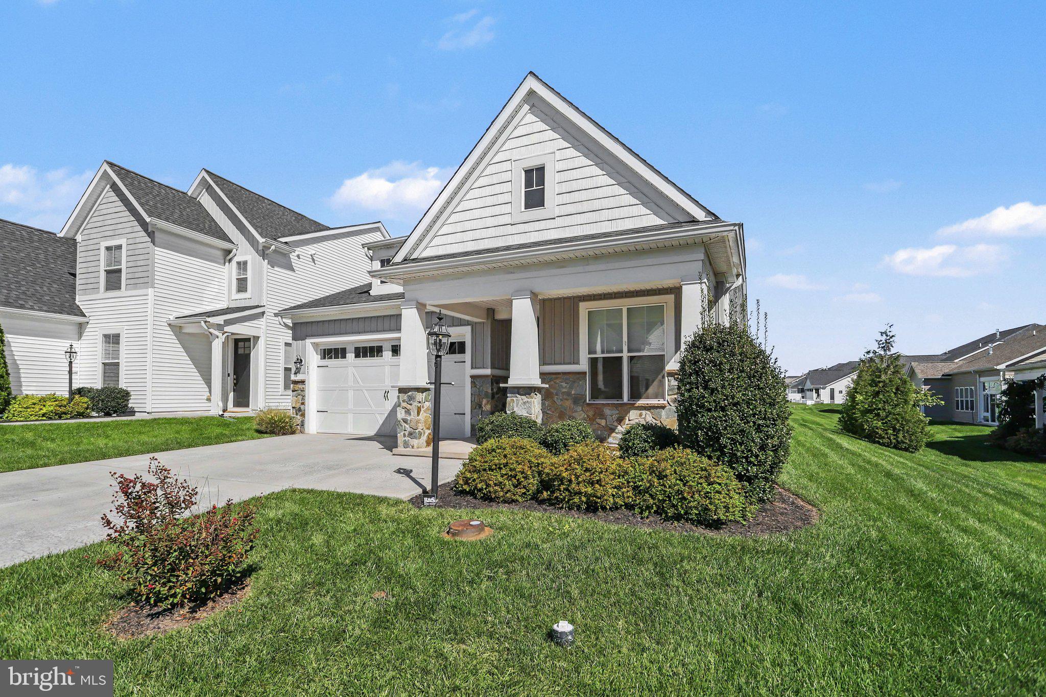 13 BROOMSEDGE LANE