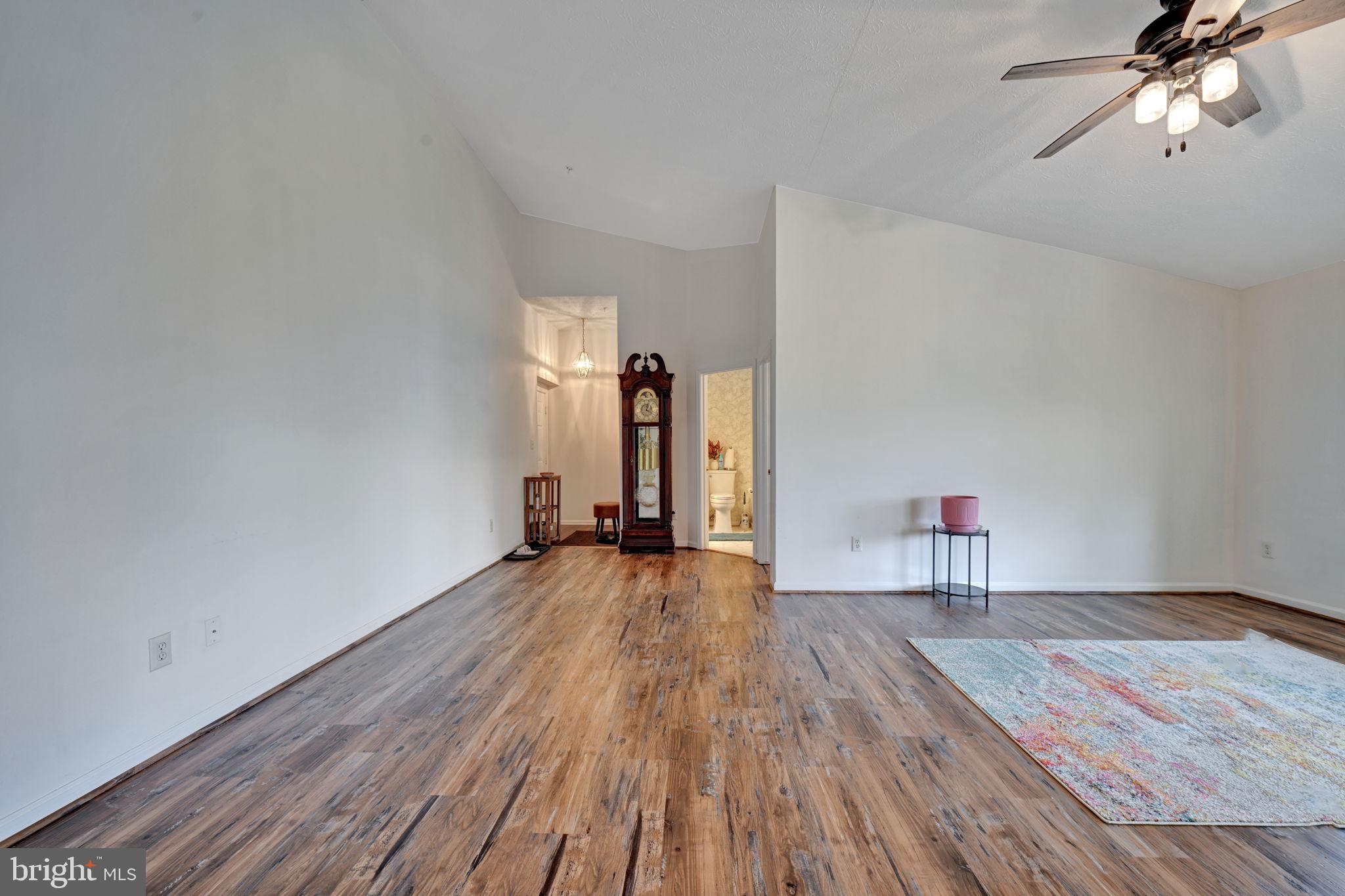 PINEY ORCHARD - Residential