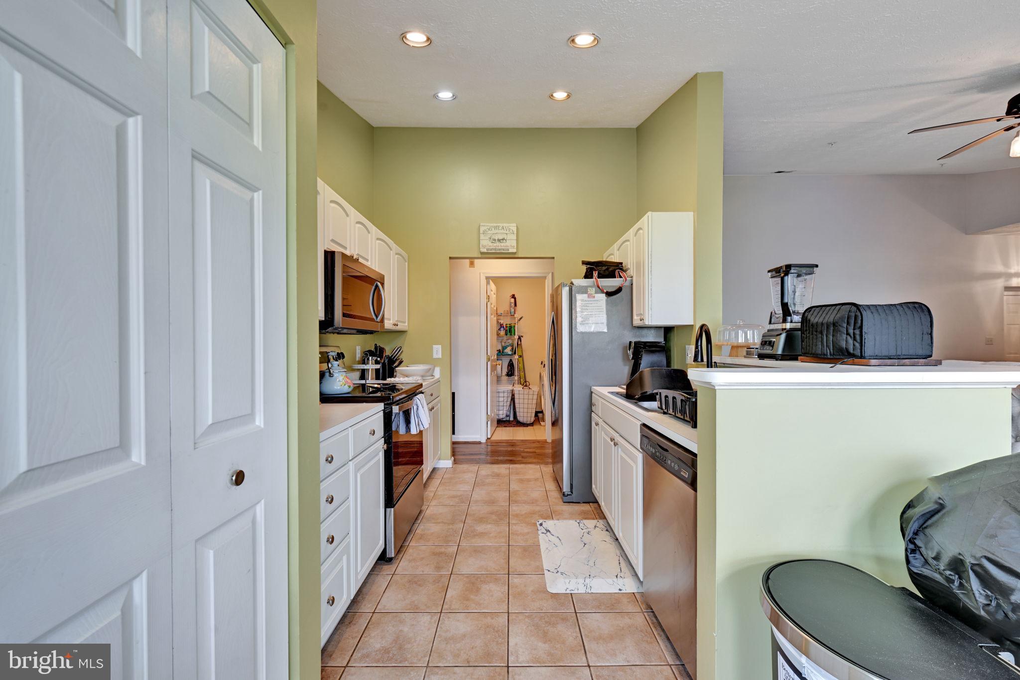 PINEY ORCHARD - Residential