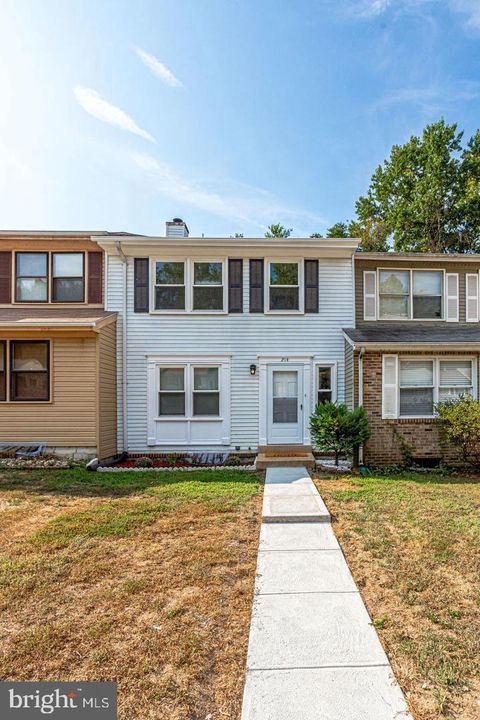 Townhouse For Sale - 214 Westdale Drive<br/> Charles County, WALDORF, MD 20601