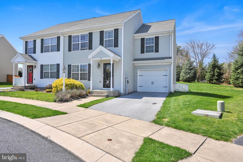 Photo of 29 Summer Court, LANCASTER, PA 17602 (MLS # PALA2068442)