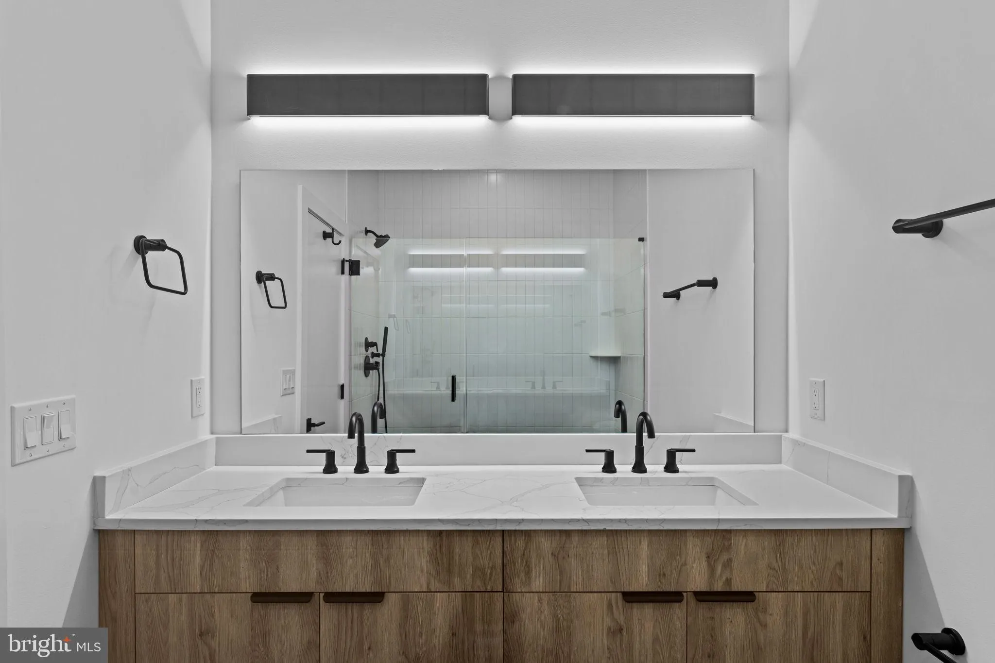 Philadelphia, Pennsylvania 19104, United States, 2 Bedrooms Bedrooms, ,2 BathroomsBathrooms,Residential,Active,104053