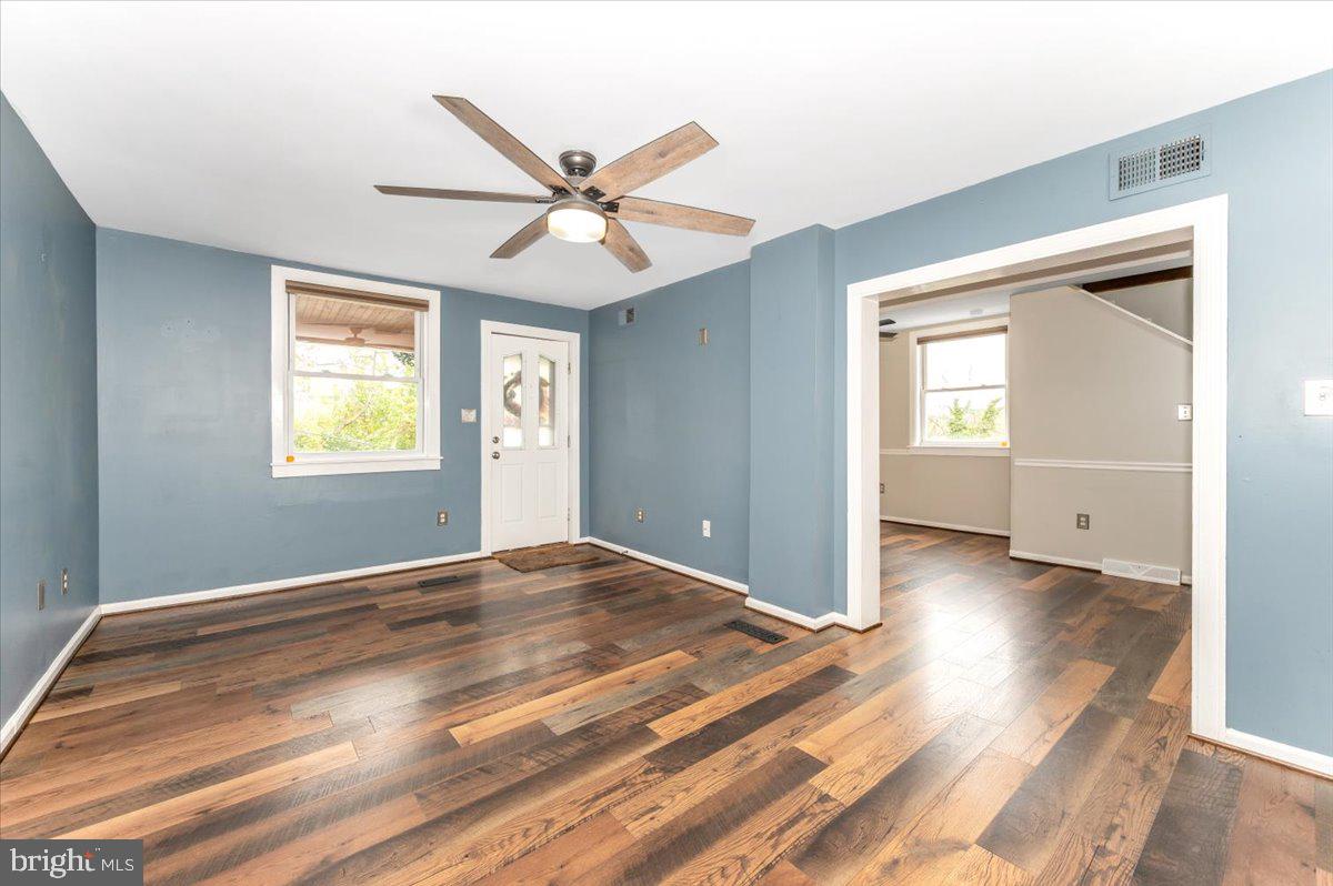 BRUNSWICK - Residential