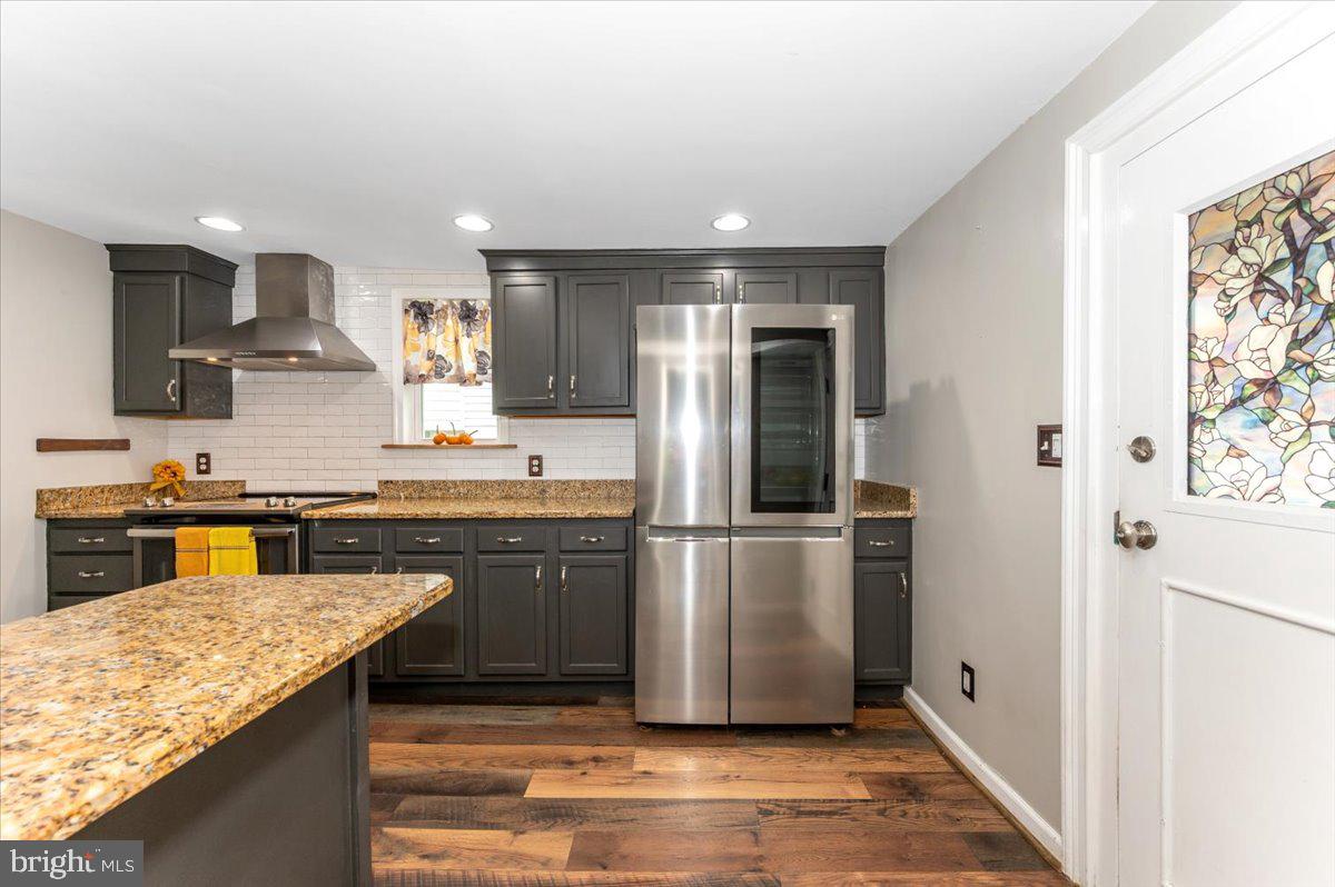 BRUNSWICK - Residential