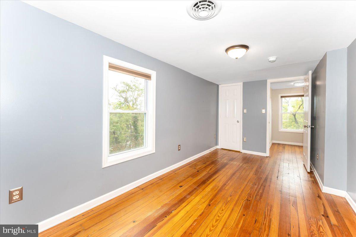 BRUNSWICK - Residential