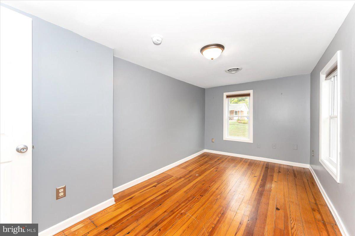 BRUNSWICK - Residential