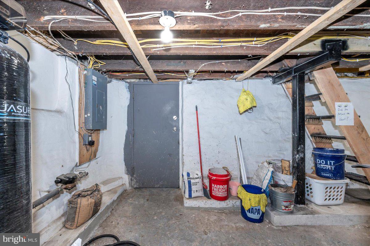 BRUNSWICK - Residential