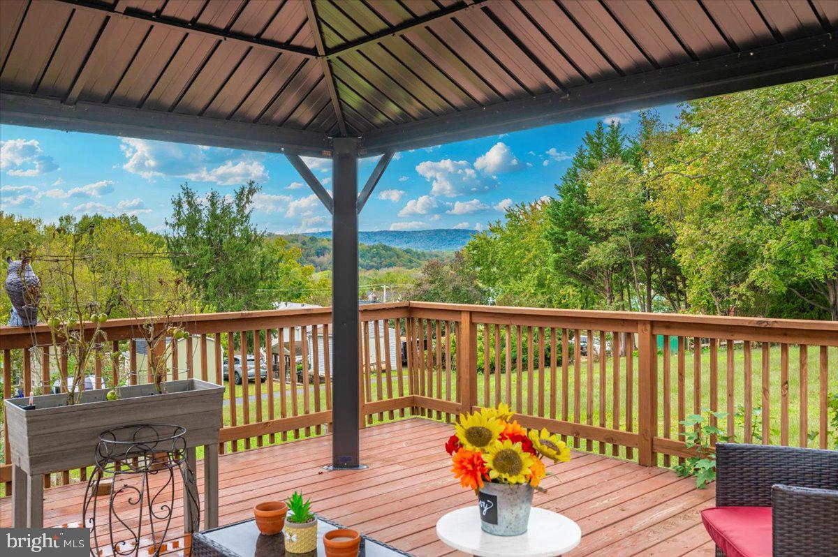 BRUNSWICK - Residential