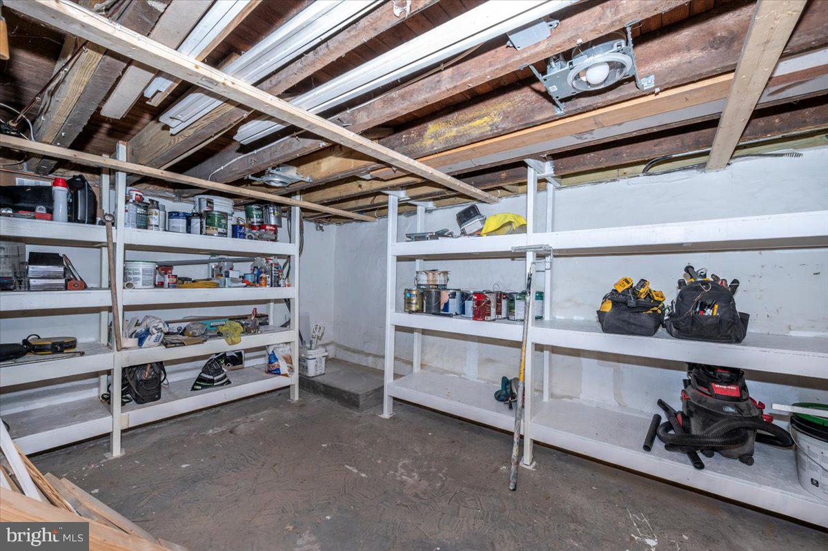 BRUNSWICK - Residential