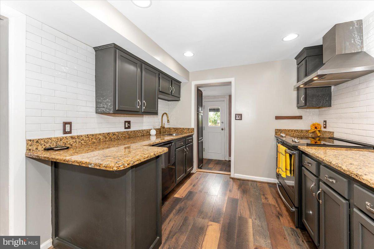 BRUNSWICK - Residential