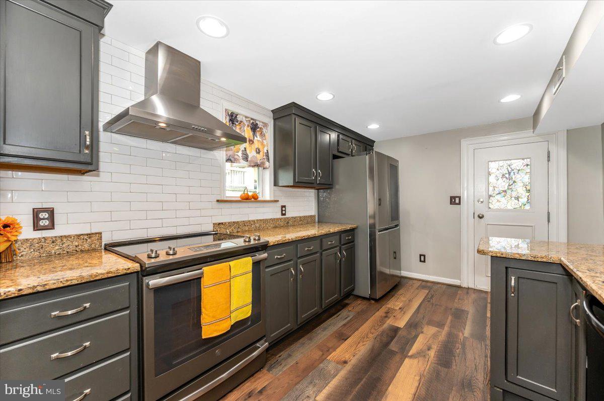 BRUNSWICK - Residential