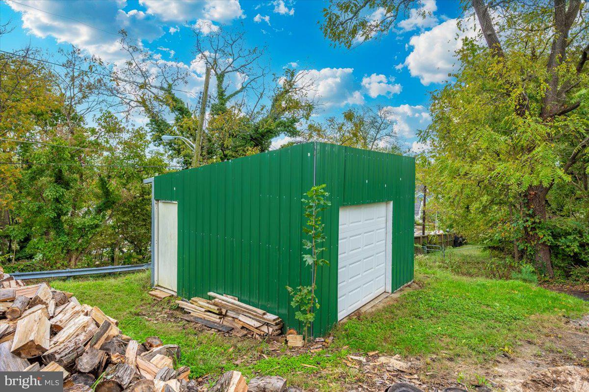 BRUNSWICK - Residential