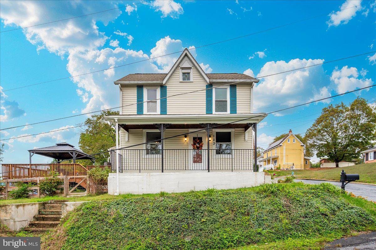 BRUNSWICK - Residential