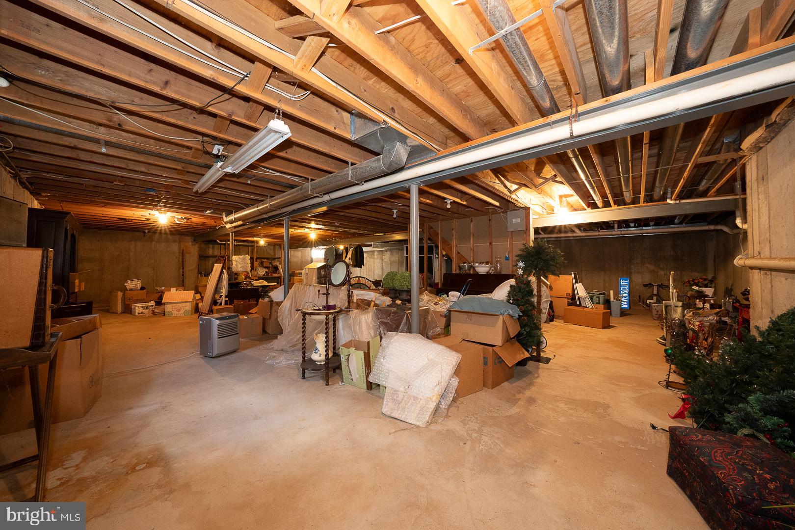 WAYNESBOROUGH WOOD - Residential