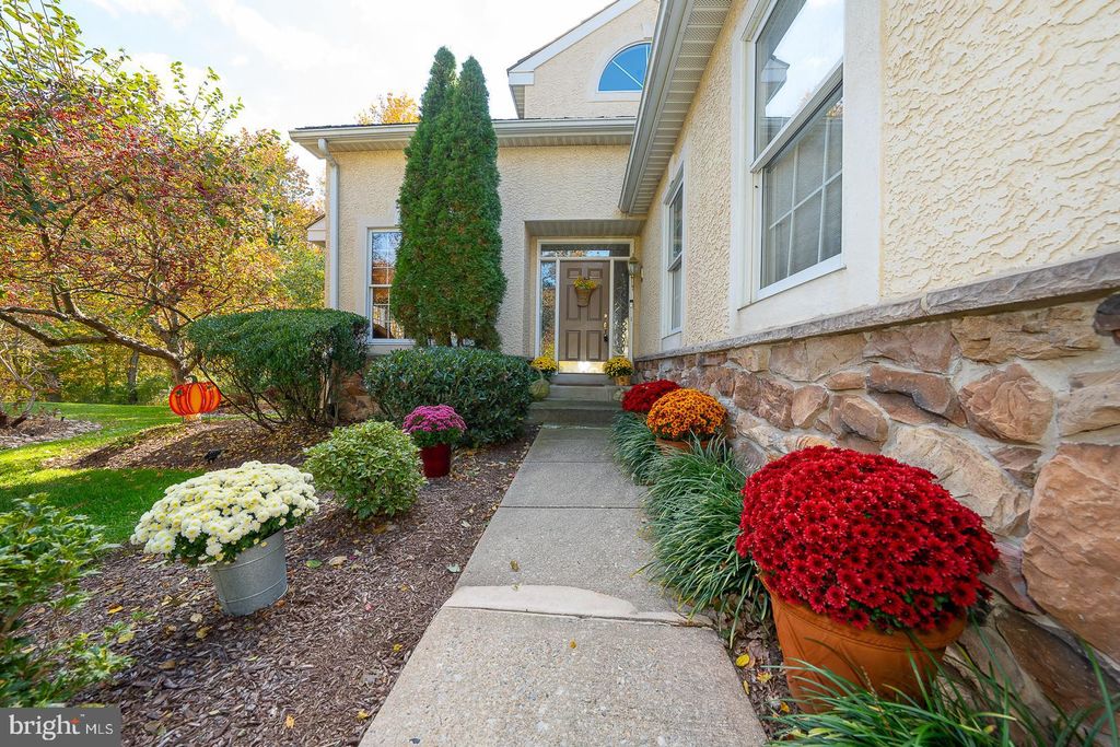 Photo of 206 Yorktown Place, BERWYN, PA 19312 (MLS # PACT2112002)