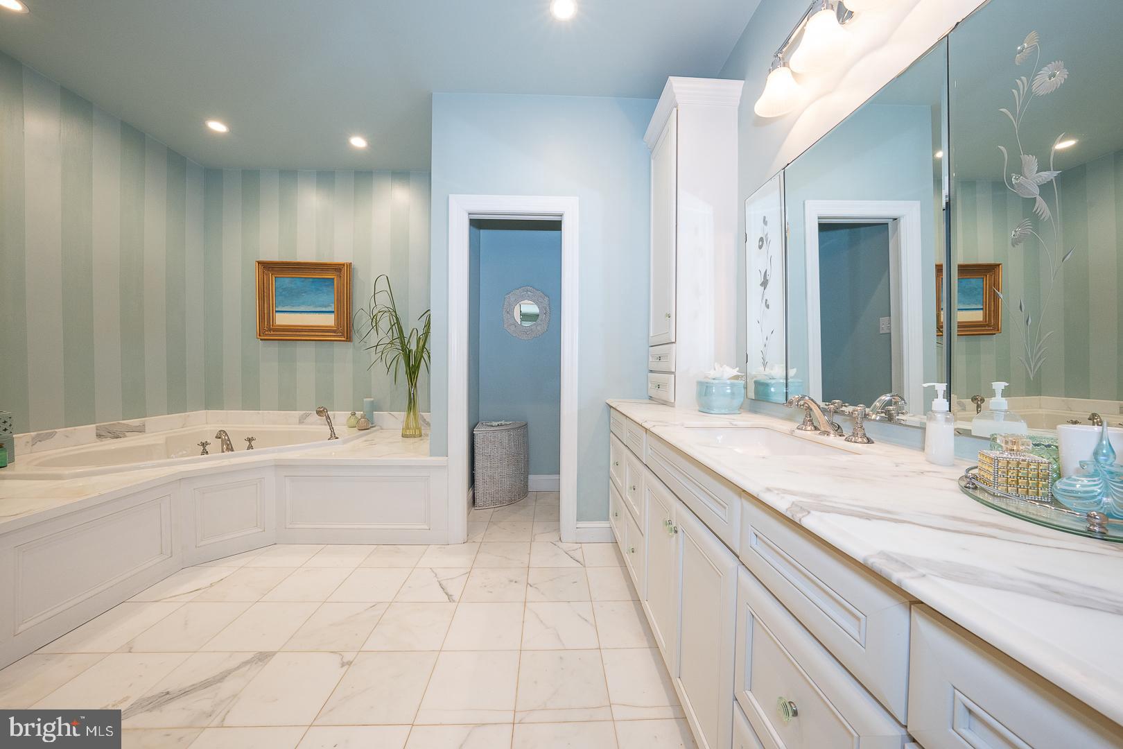 WAYNESBOROUGH WOOD - Residential