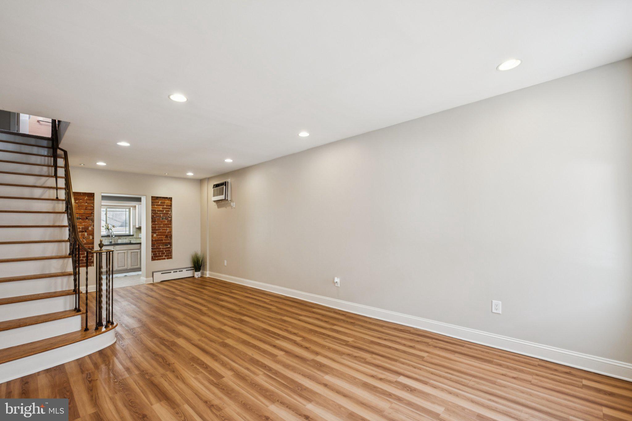 NEWBOLD - Residential