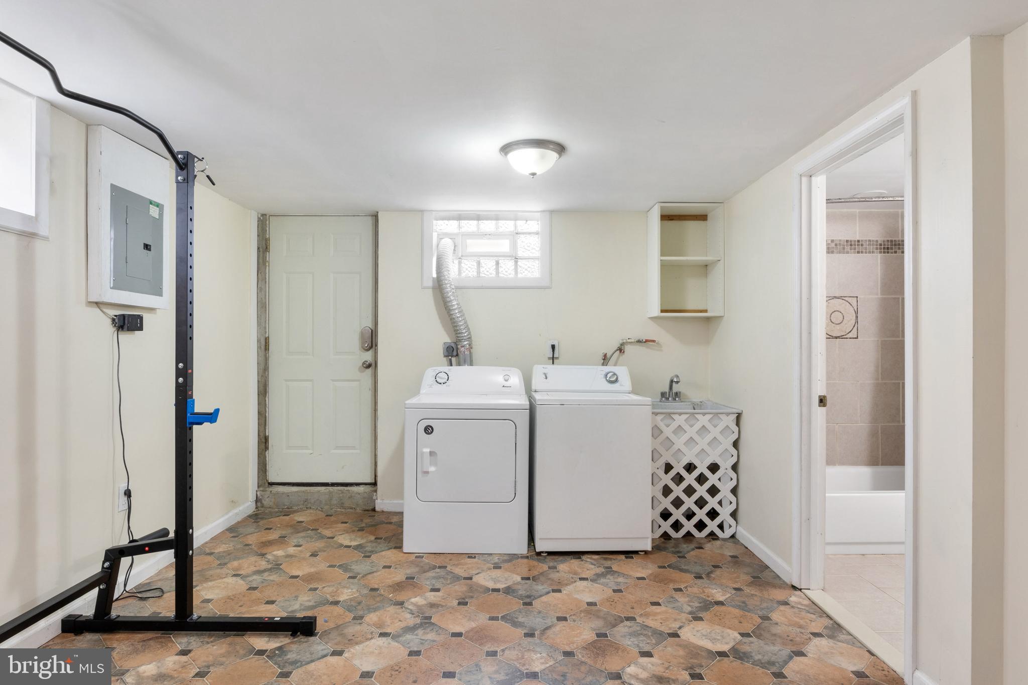 RIDGELEIGH - Residential