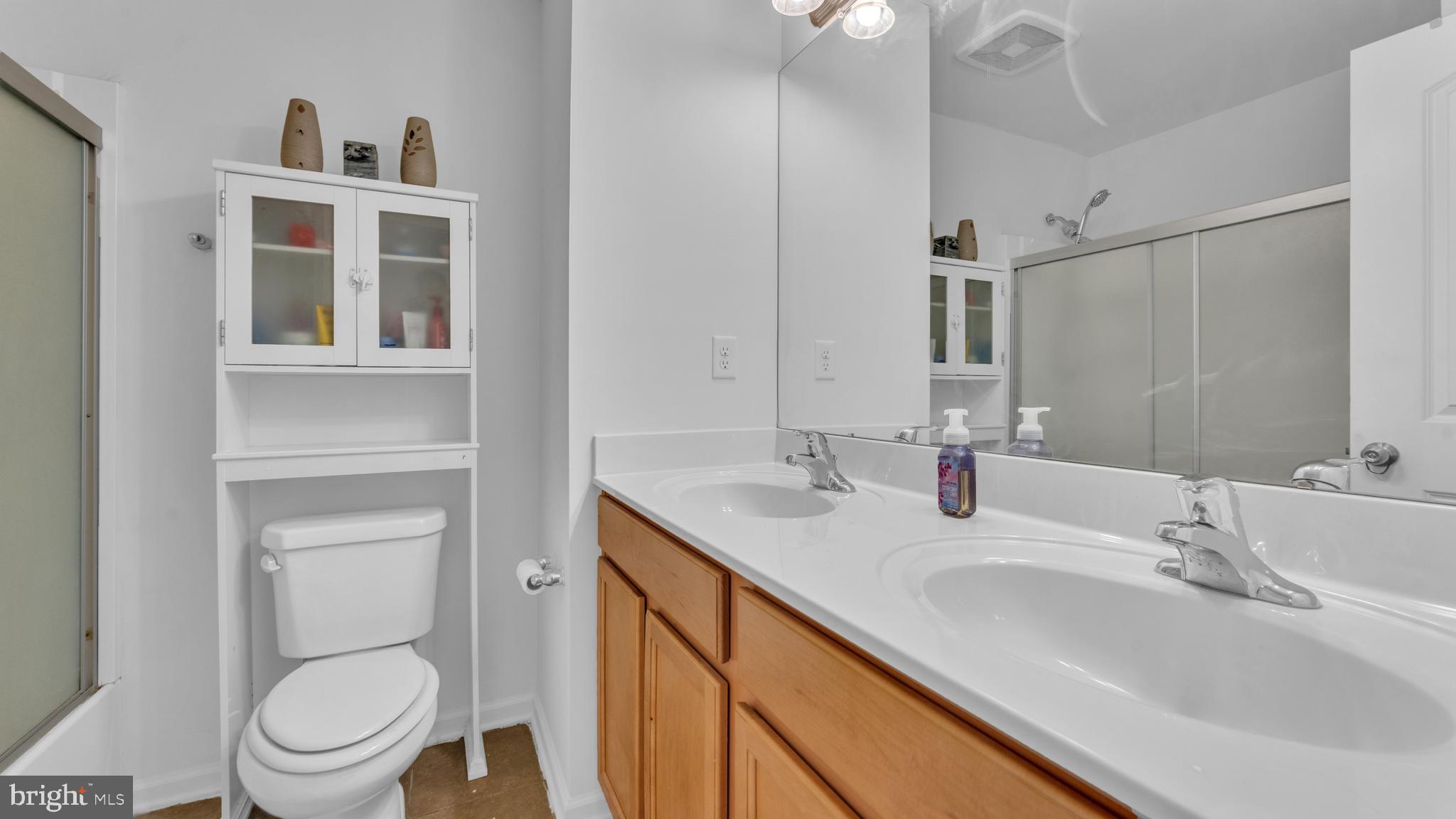 HYETTS CROSSING - Residential