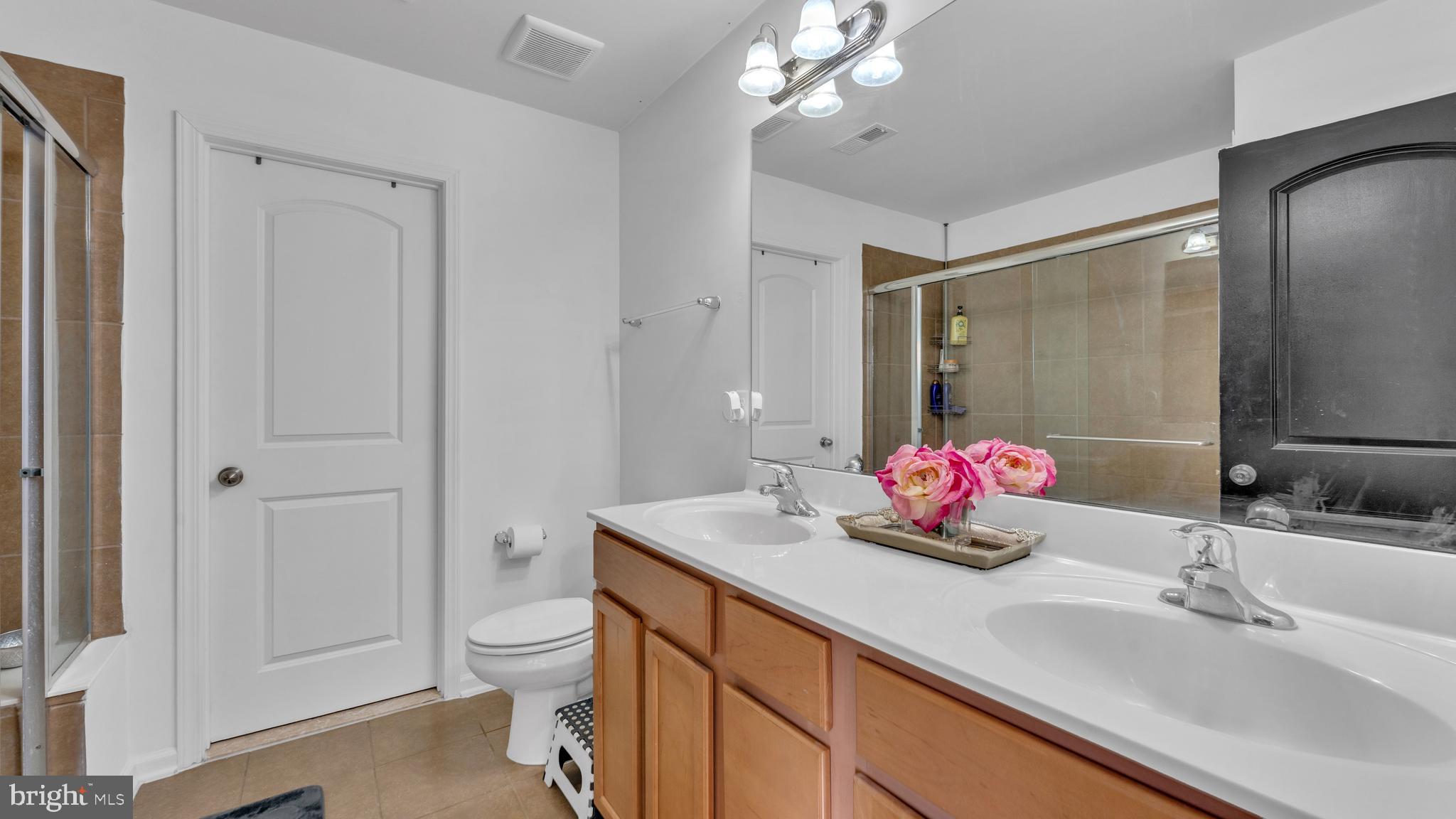 HYETTS CROSSING - Residential