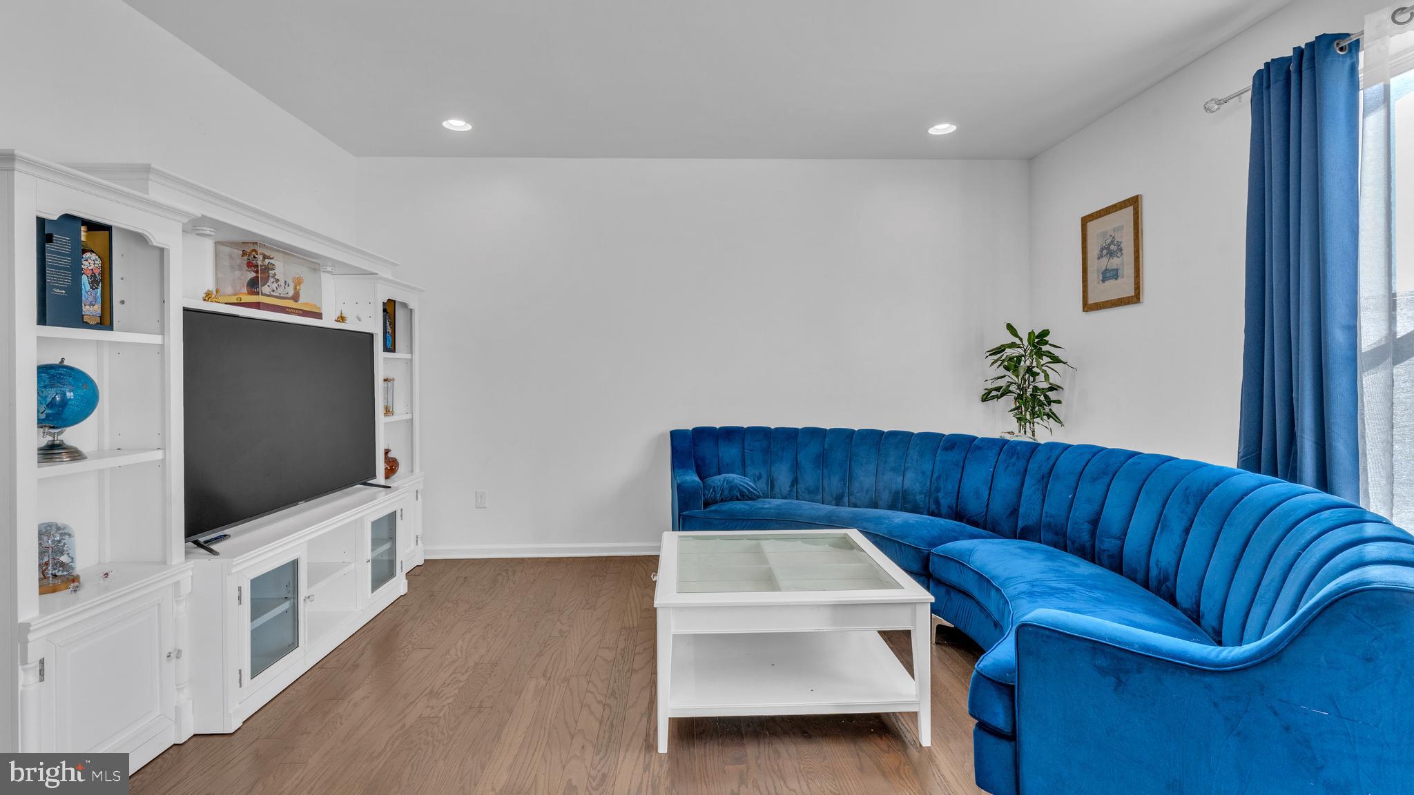 HYETTS CROSSING - Residential