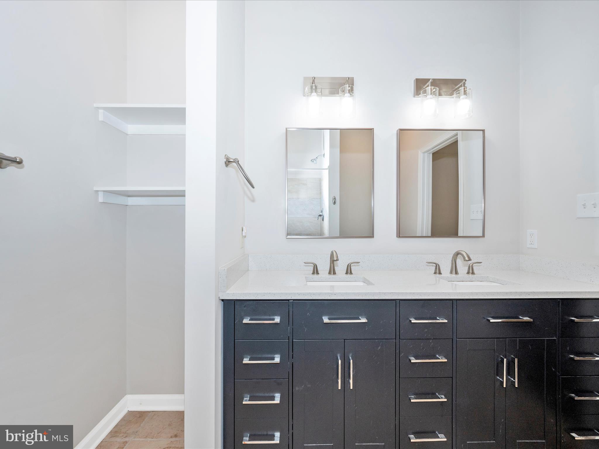 KEYES FERRY ACRES - Residential