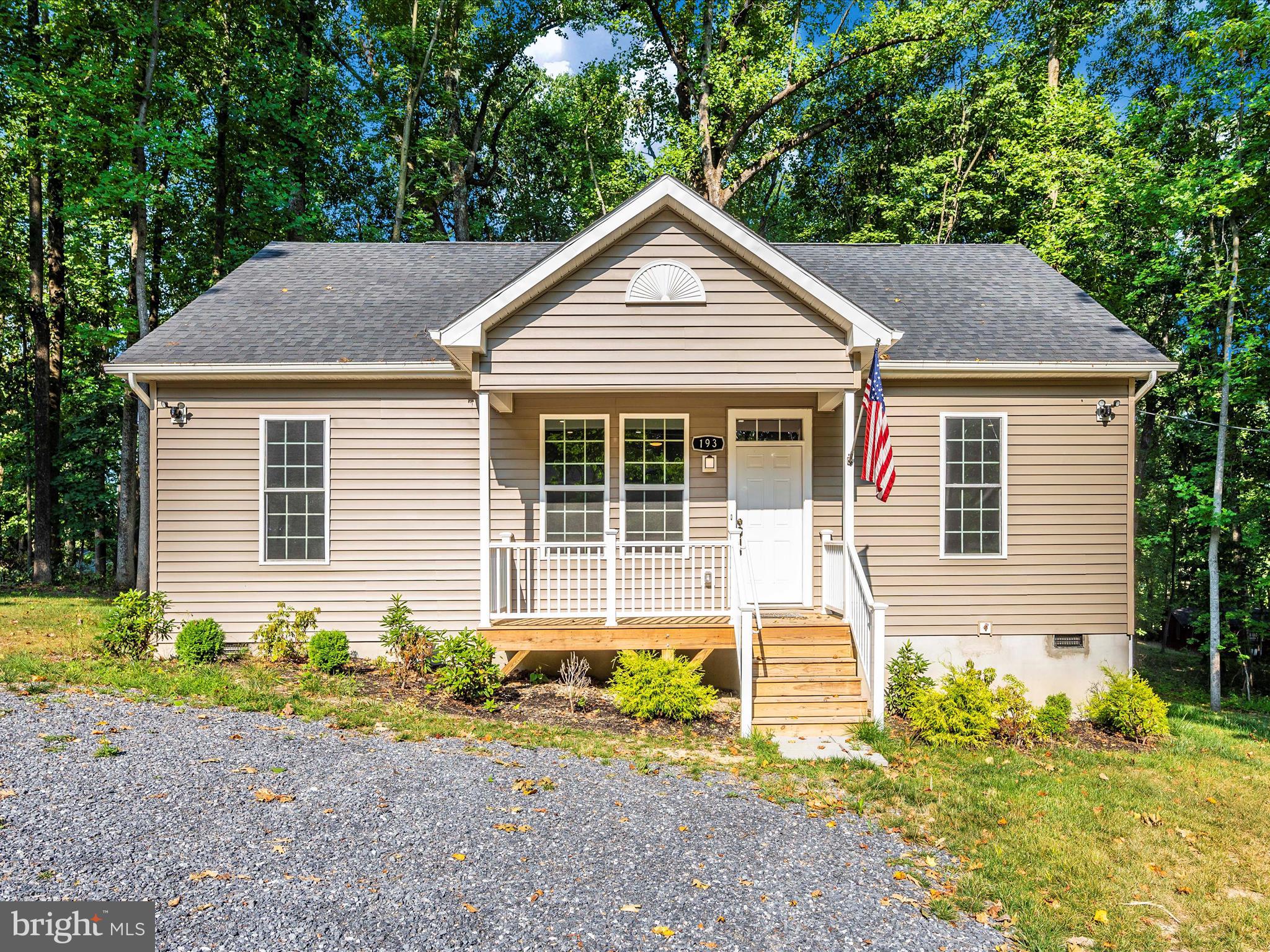 KEYES FERRY ACRES - Residential