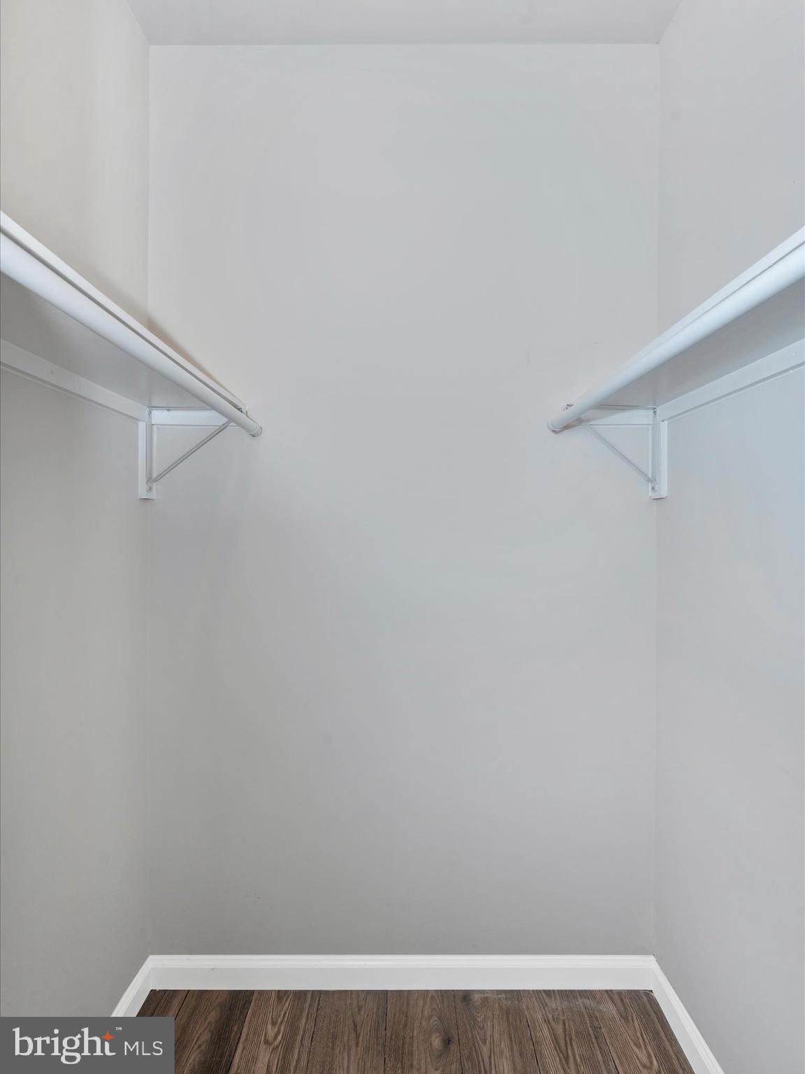 KEYES FERRY ACRES - Residential