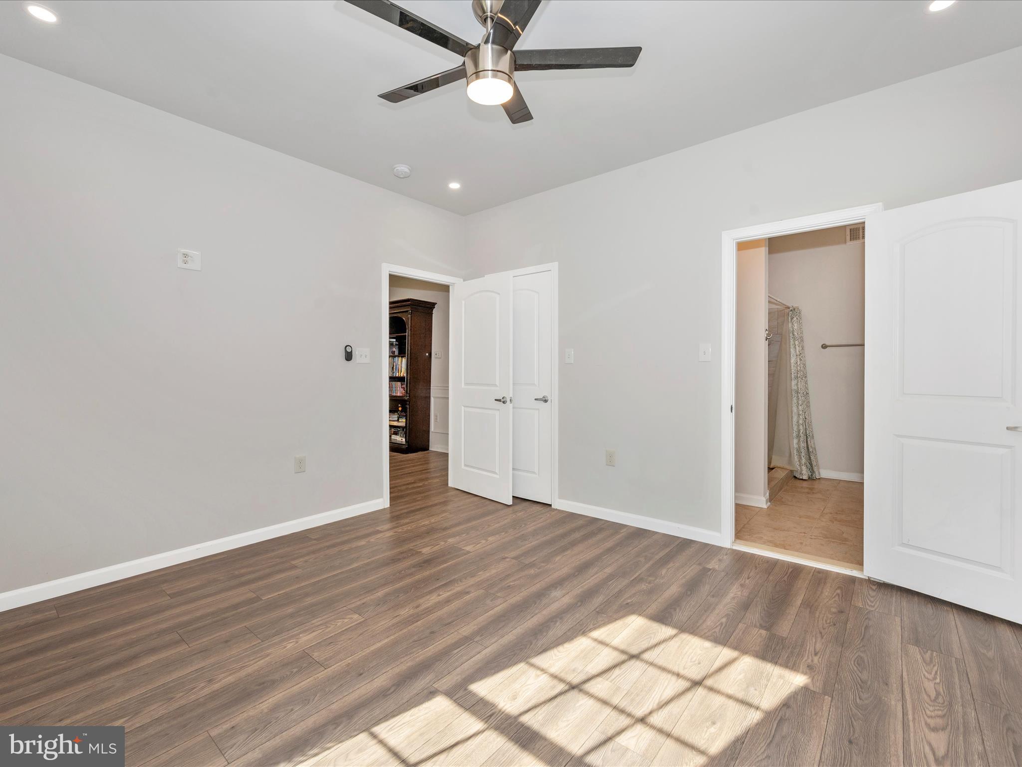 KEYES FERRY ACRES - Residential