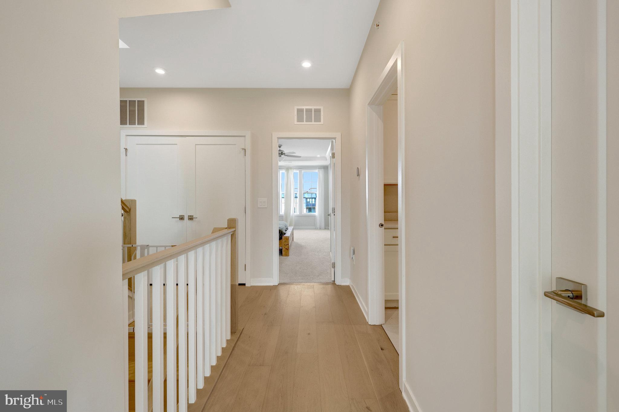 METRO WALK AT MOOREFIELD STATION - Residential