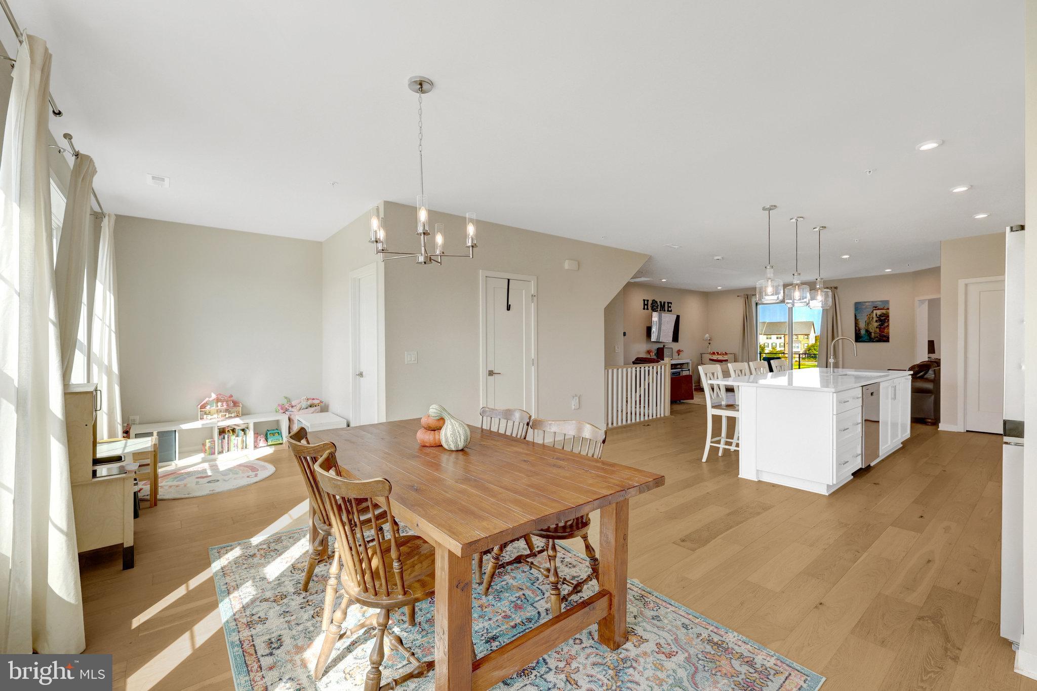 METRO WALK AT MOOREFIELD STATION - Residential