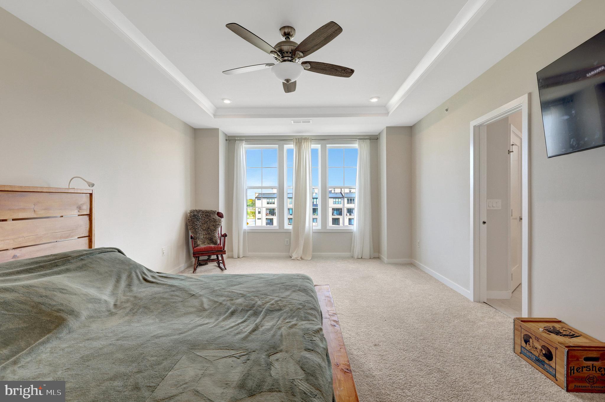 METRO WALK AT MOOREFIELD STATION - Residential