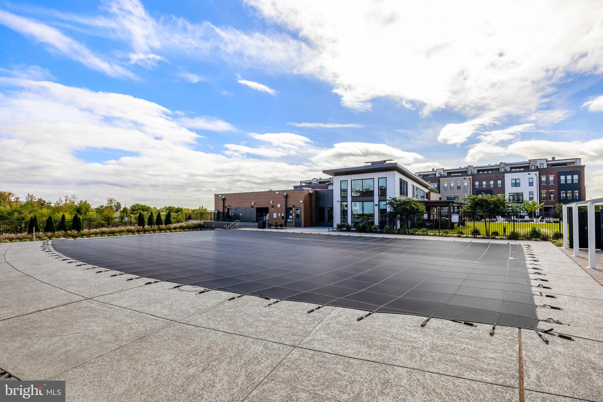 METRO WALK AT MOOREFIELD STATION - Residential